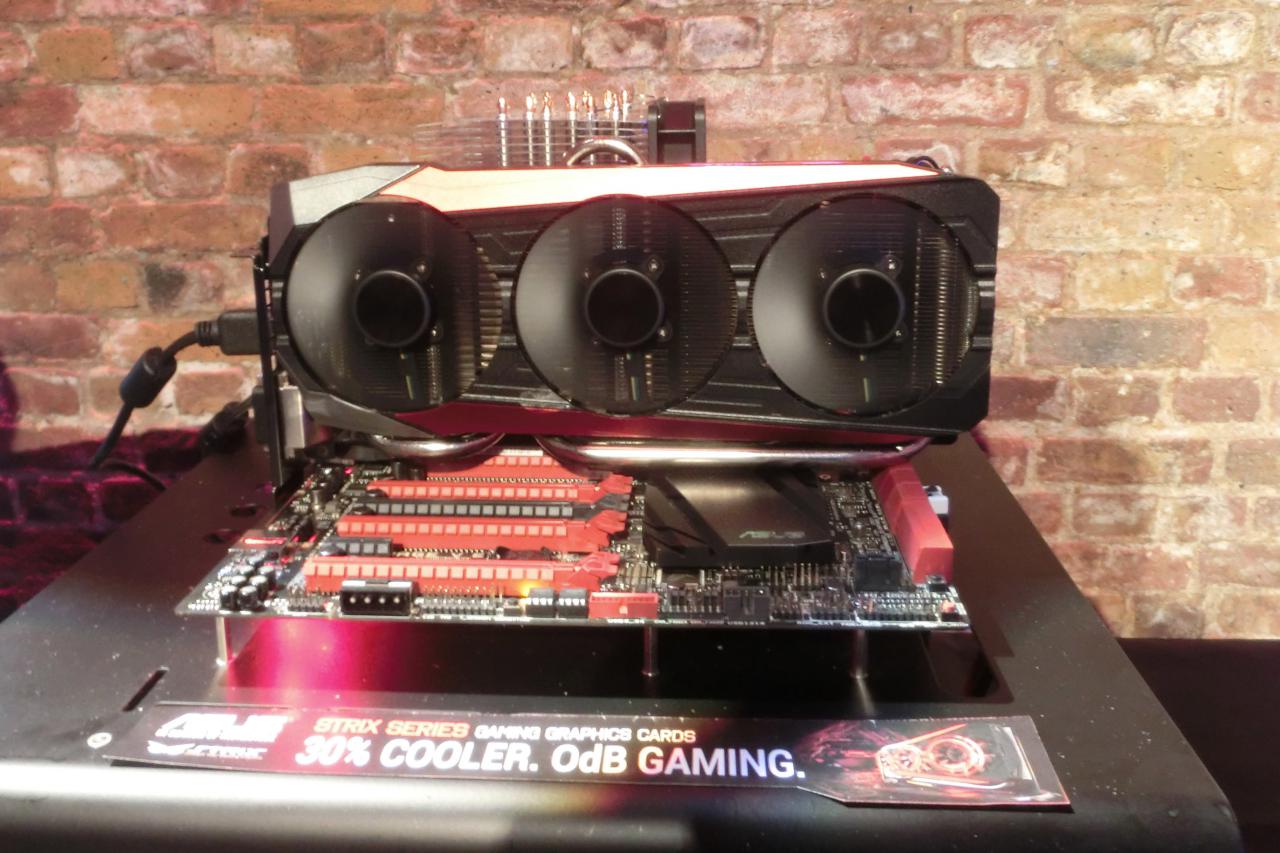 [10/07/2015] Asus Strixx R9 390X 1 