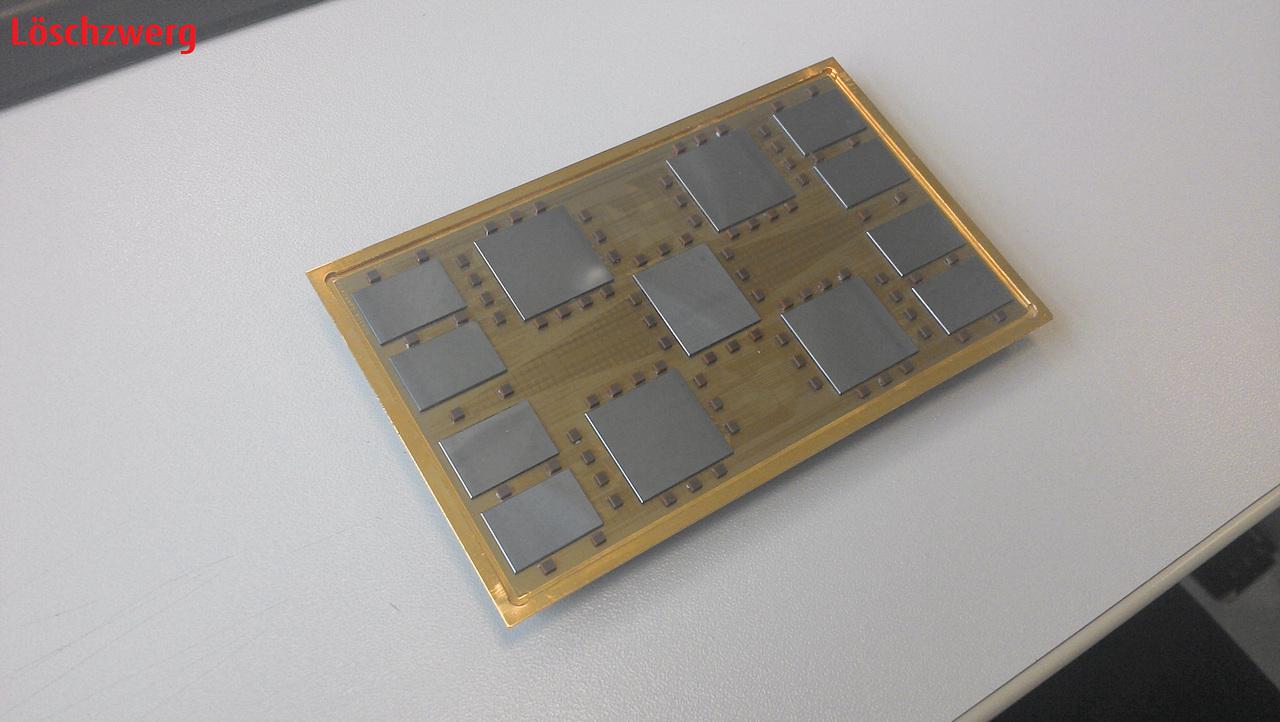 [03/07/2015] Update vom 04.07.2015 mit 486-Upgrade und zerlegten Chips (5)