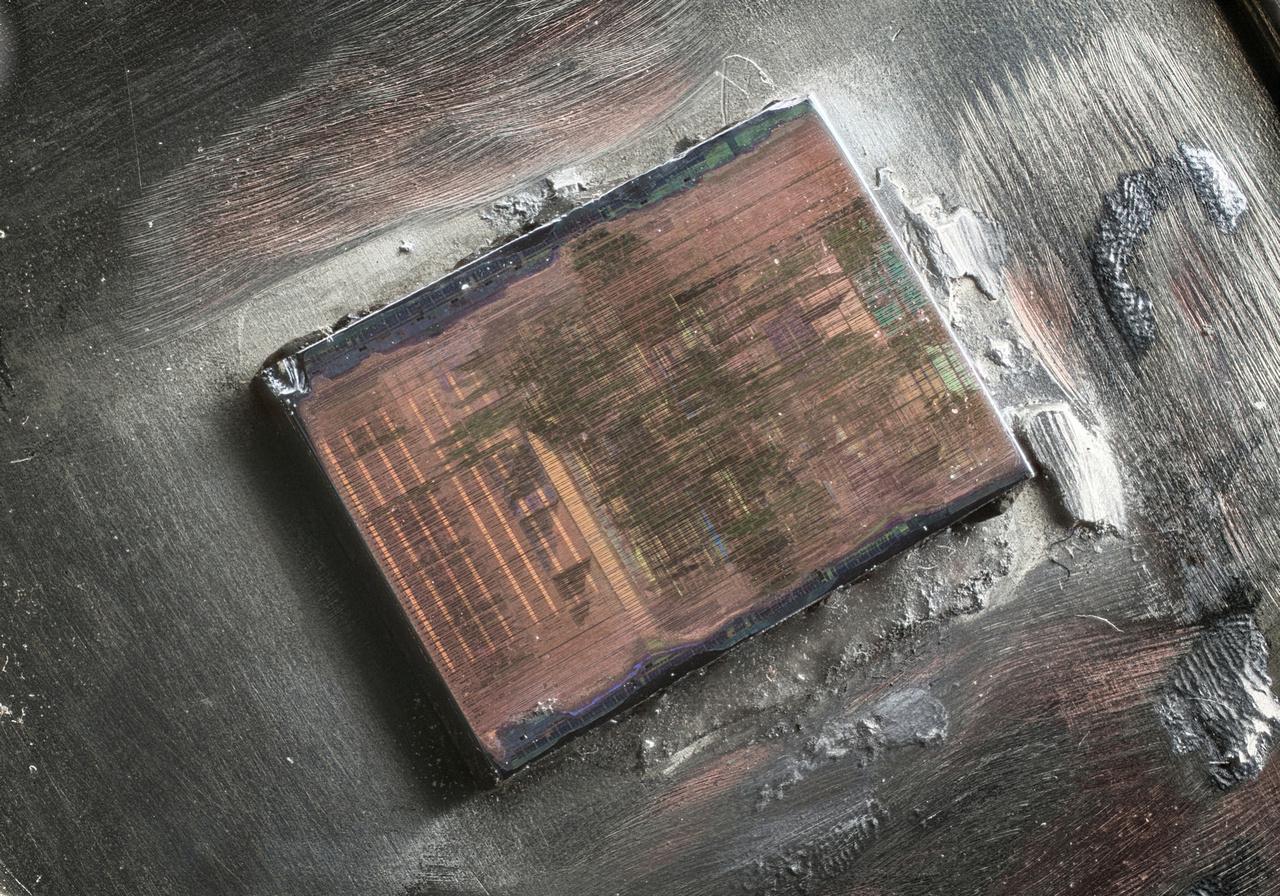 [03/07/2015] Update vom 04.07.2015 mit 486-Upgrade und zerlegten Chips (20)