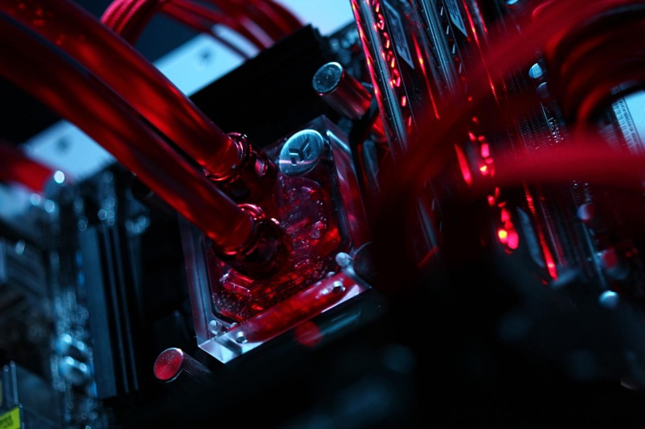[31/07/2015] Update vom 02.08. mit neuen Wakü-Setups aus dem PCGHX-Forum (18)
