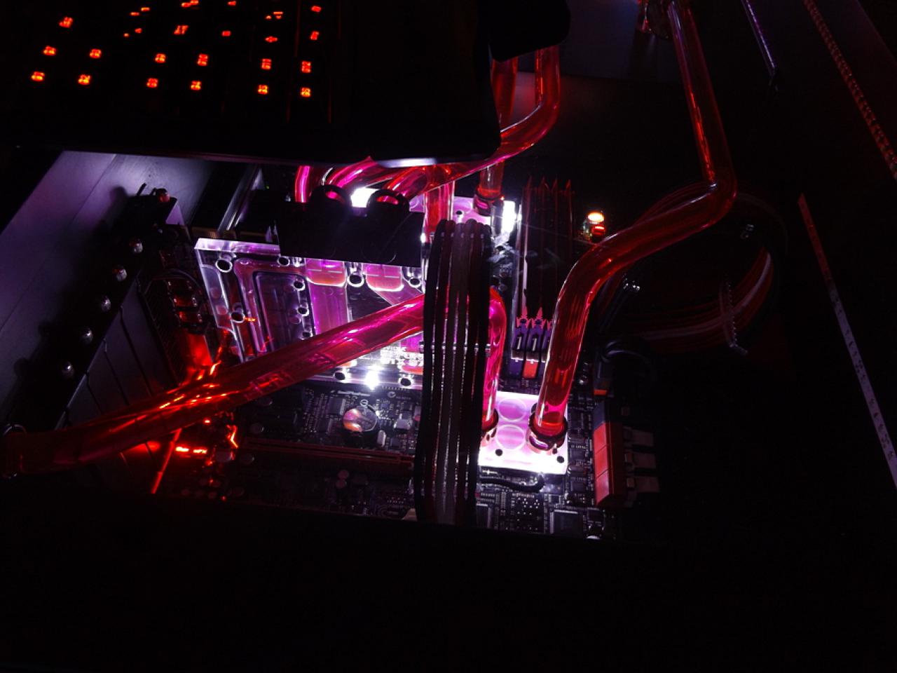 [31/07/2015] Update vom 02.08. mit neuen Wakü-Setups aus dem PCGHX-Forum (24)