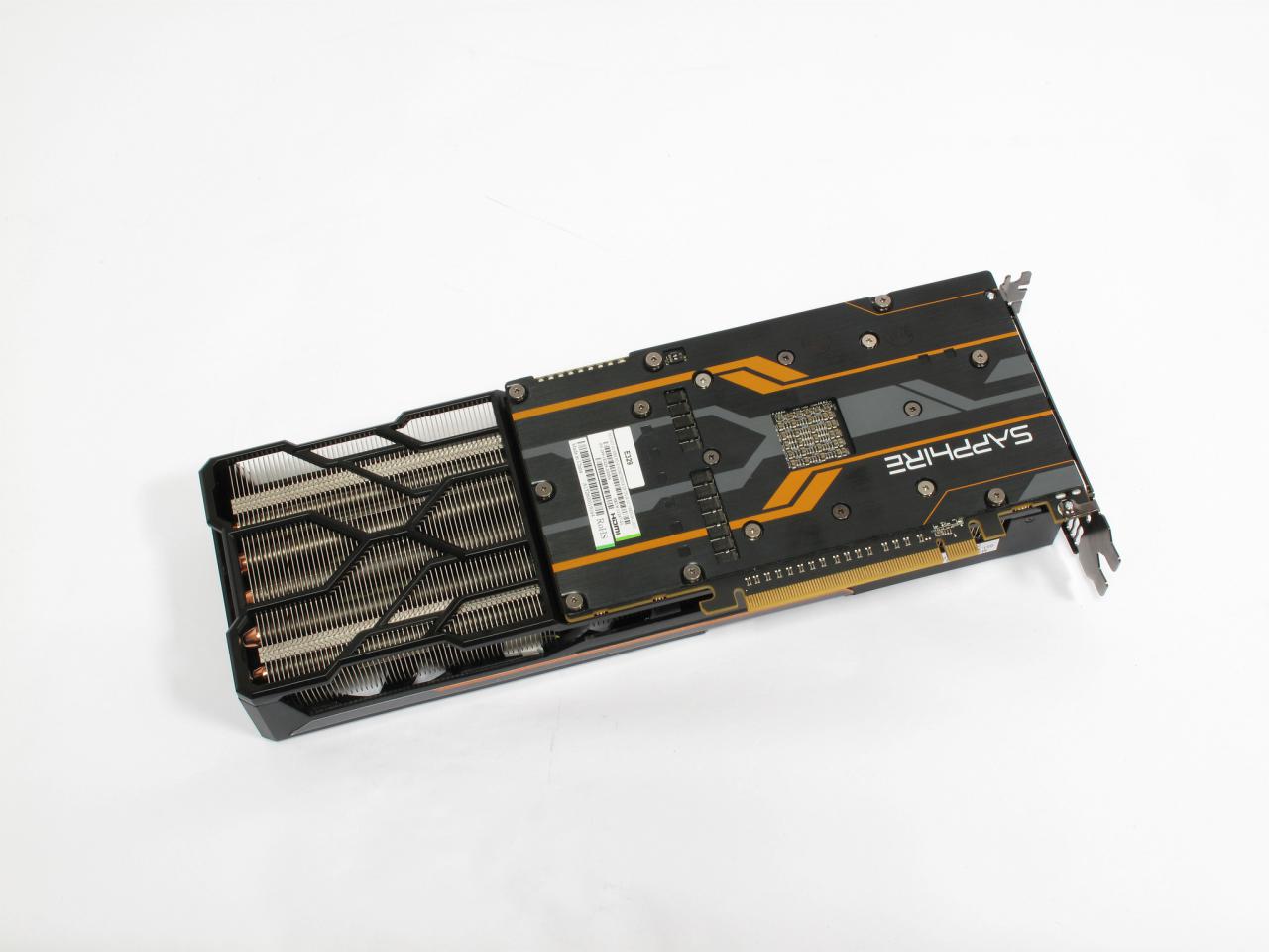 [09/07/2015] Sapphire Radeon R9 Fury Tri-X OC (2)