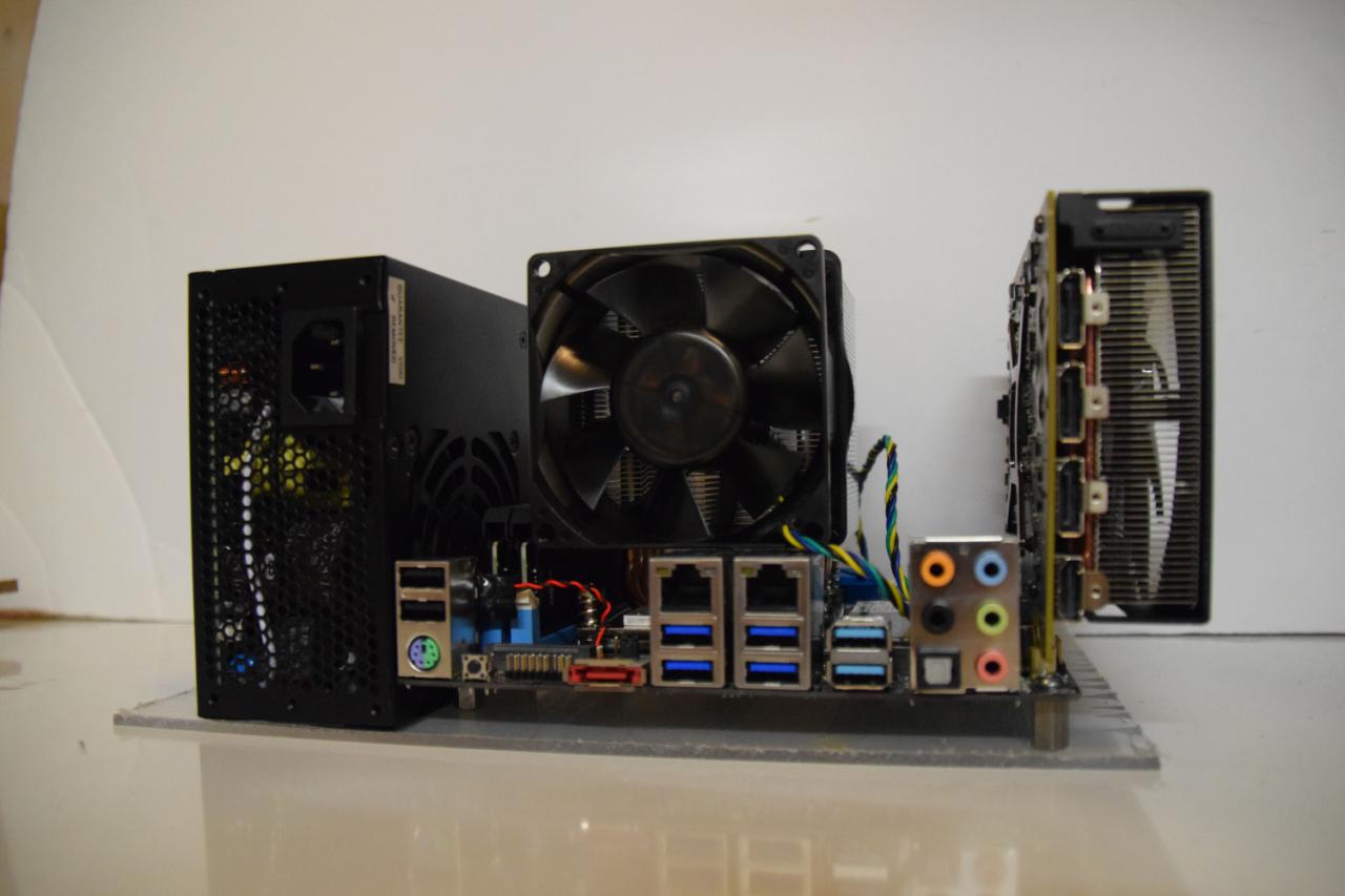 [21/08/2015] AMD Radeon R9 Nano: Offizielle Teaser, erster Casemod, Gerüchte zur Veröffentlichung (3)