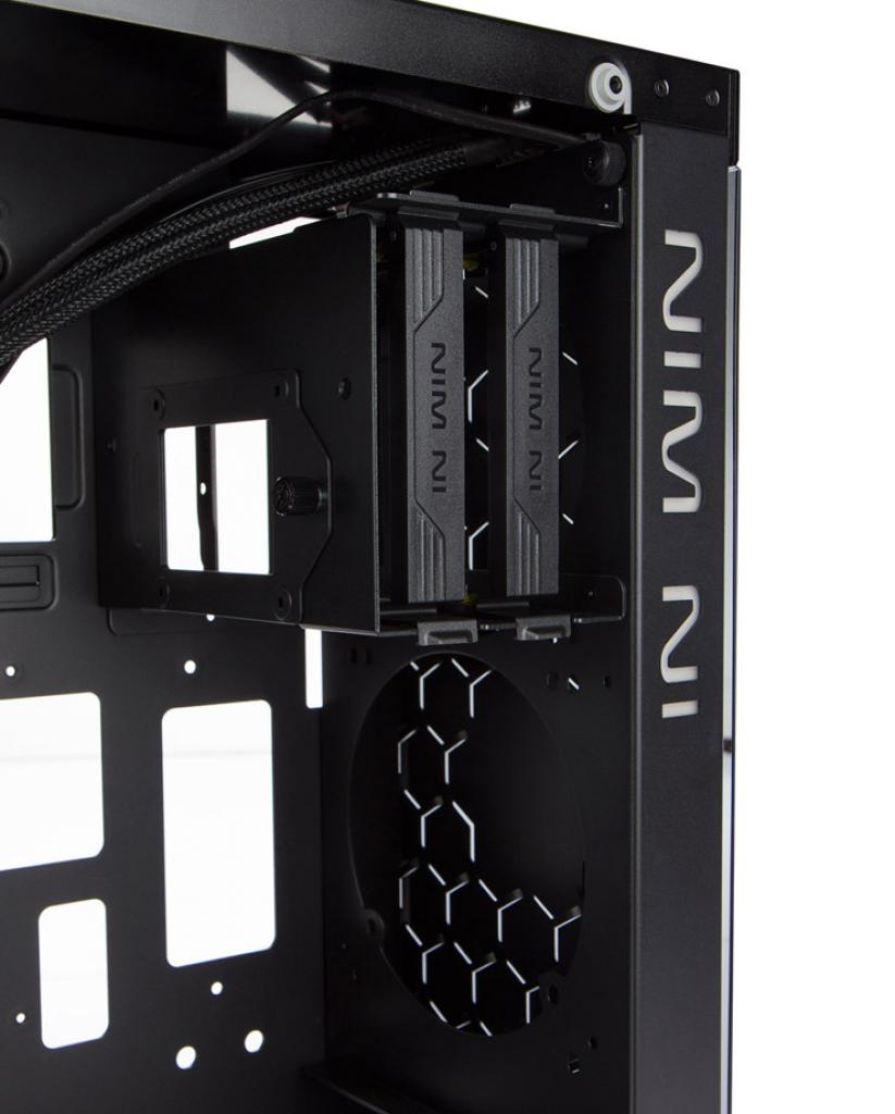 [24/08/2015] In Win 805: Viel Hartglas, Aluminium und USB 3.1 Typ C für 180 Euro (8)
