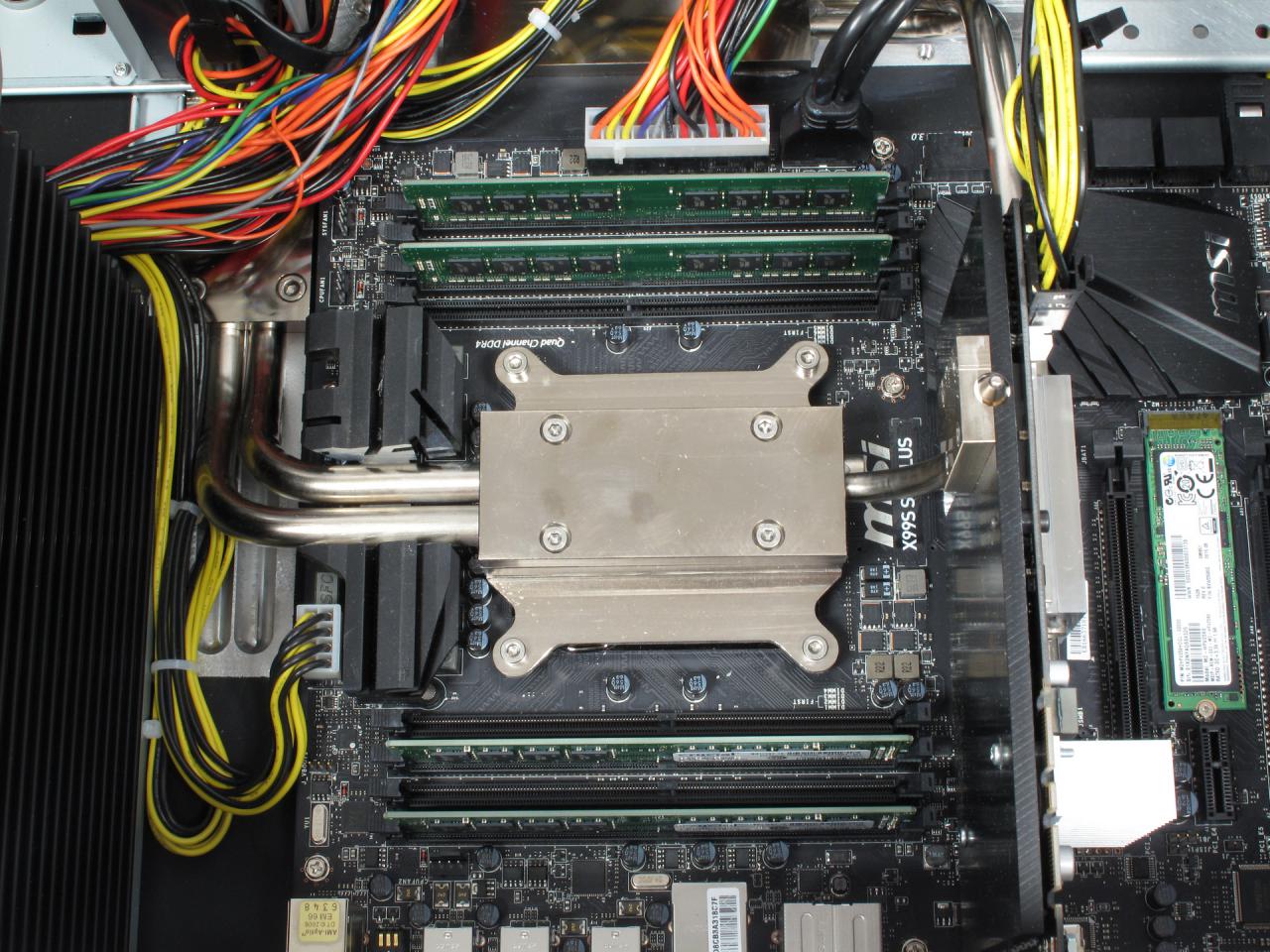 [16/09/2015] Deltatronic Silentium X99: Komplett passiv gekühlter PC im Spiele-Praxistest (3)