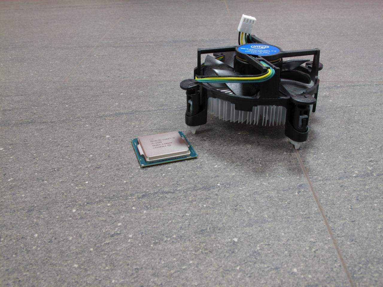 [02/09/2015] Intel Core i5-6500: Erster Non-K-Skylake frisch im PCGH-Testlabor (3)
