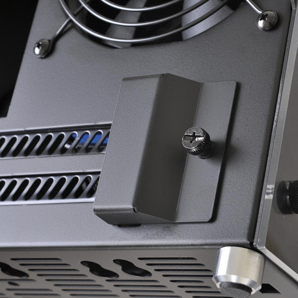 [23/09/2015] Lian Li PC-Q10: Mini-ITX-Gehäuse mit guter Belüftung für 150 Euro (11)