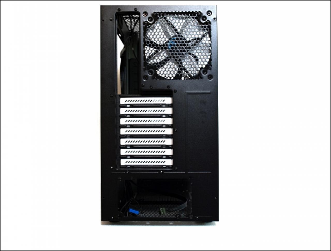 [28/09/2015] Fractal Design Define S (7)