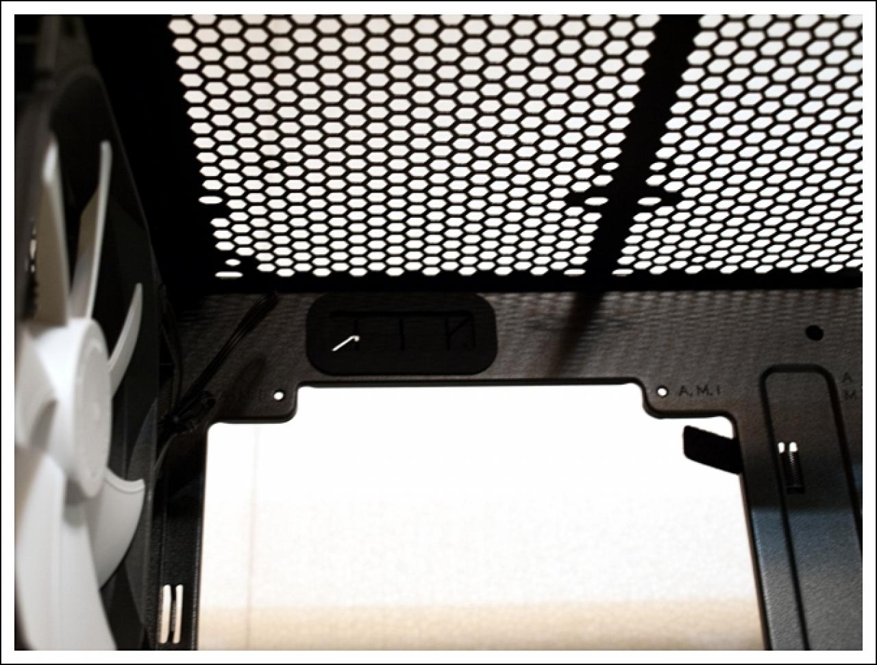 [28/09/2015] Fractal Design Define S (13)