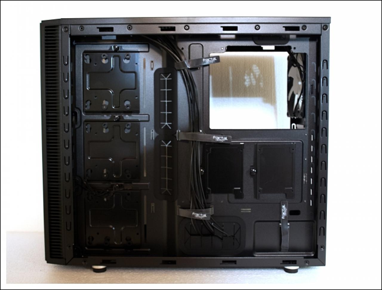 [28/09/2015] Fractal Design Define S (14)