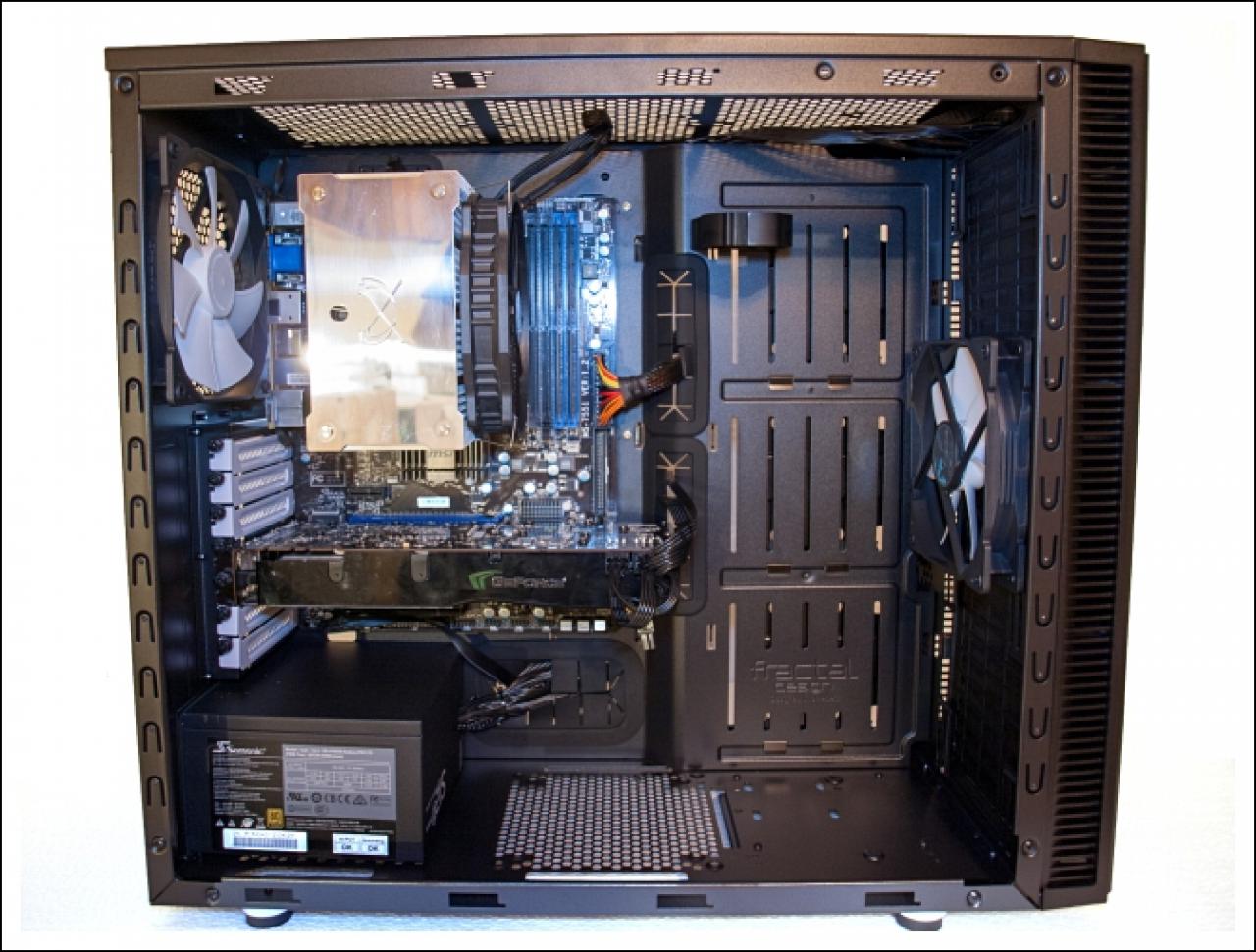 [28/09/2015] Fractal Design Define S (17)