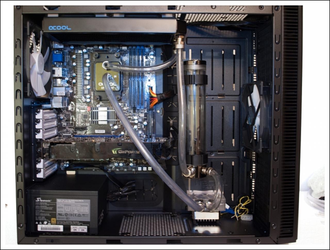 [28/09/2015] Fractal Design Define S (24)