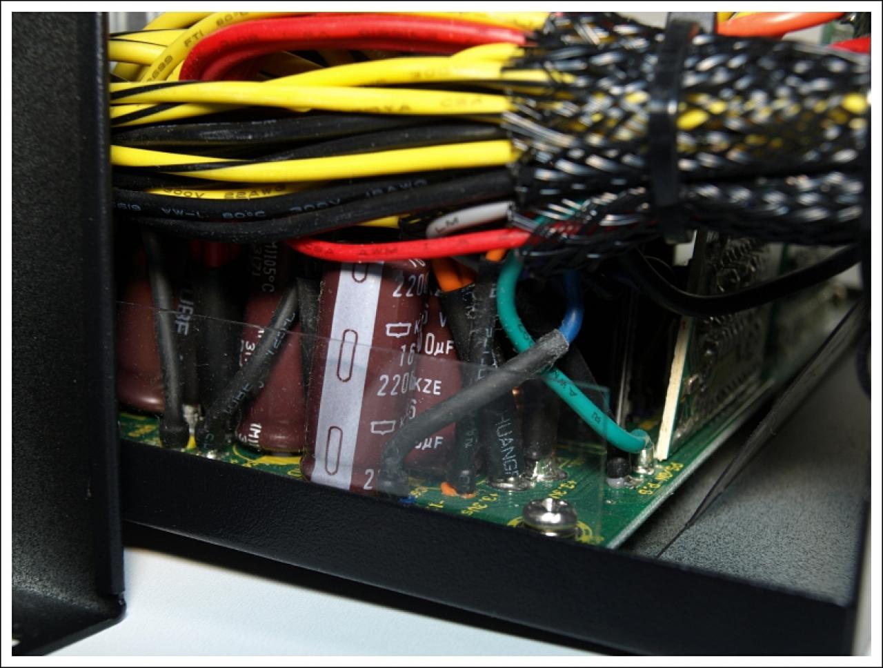 [29/09/2015] Seasonic G-650 (10)