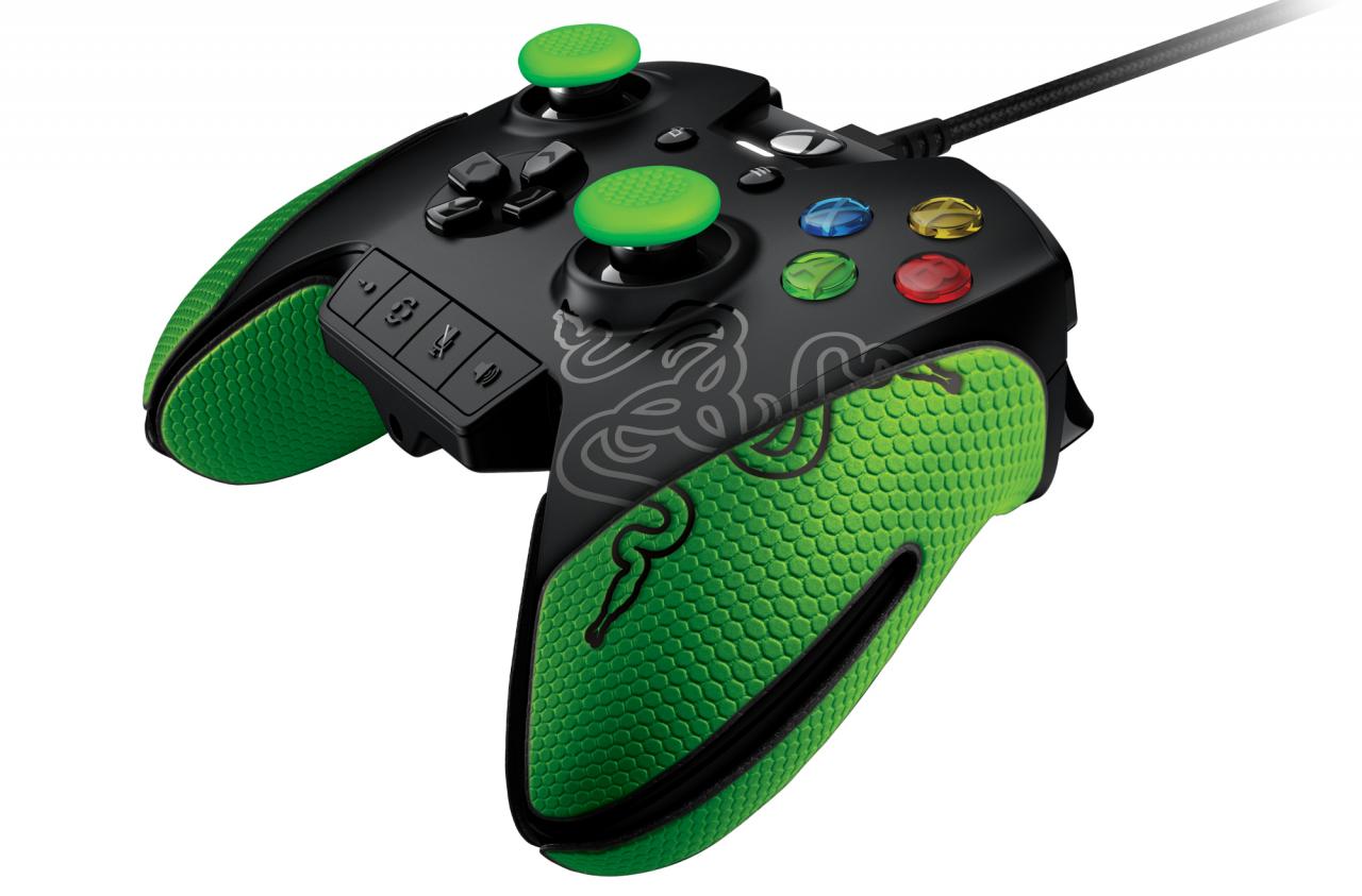 [23/09/2015] Razer Wildcat: Razers Edel-Gamepad und schärfster Konkurrent des Microsoft Elite-Controllers im Test (13)