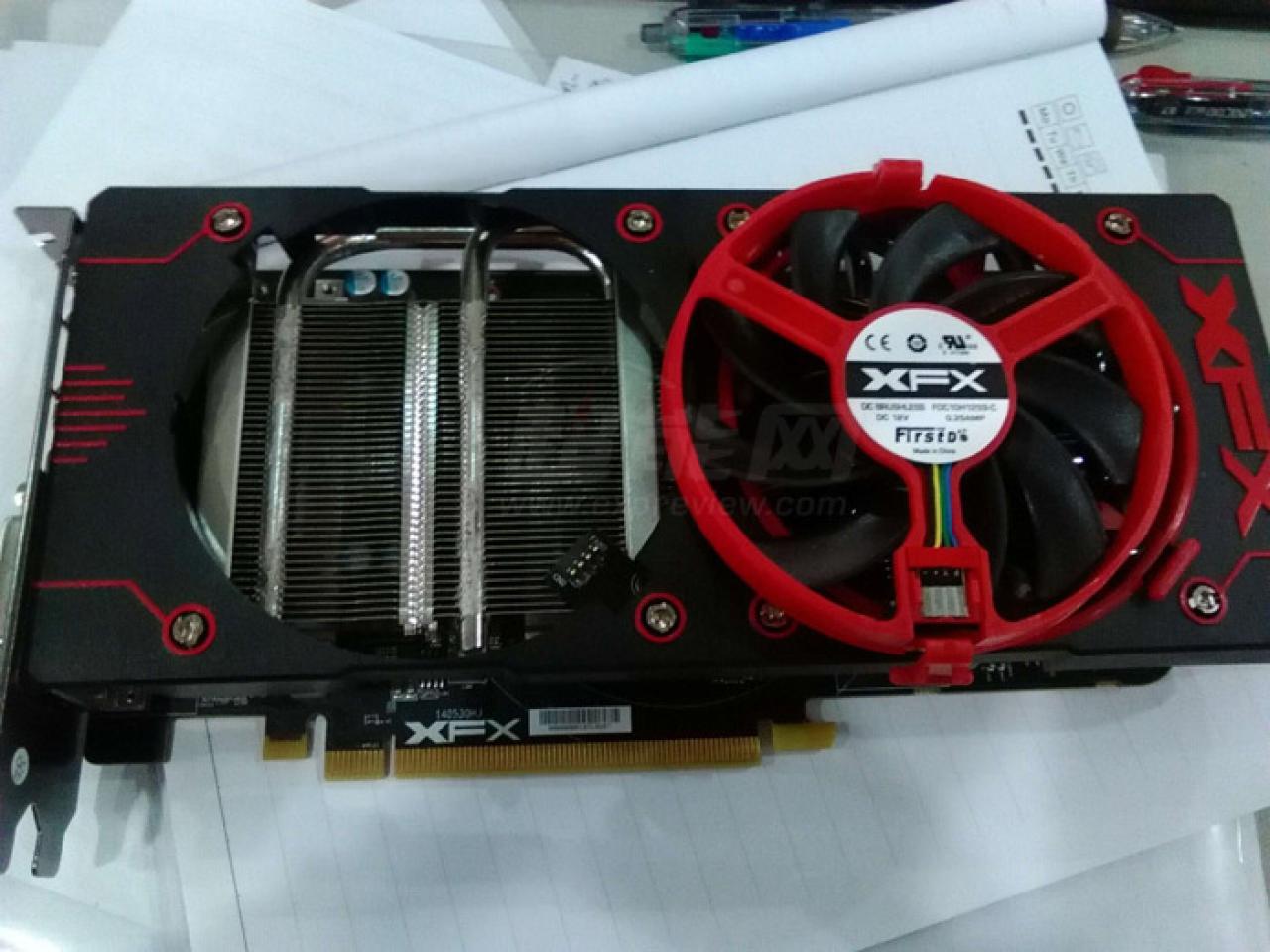 [14/09/2015] AMD Radeon R9 380X: Erste Bilder eines XFX-Custom-Designs aufgetaucht (1)