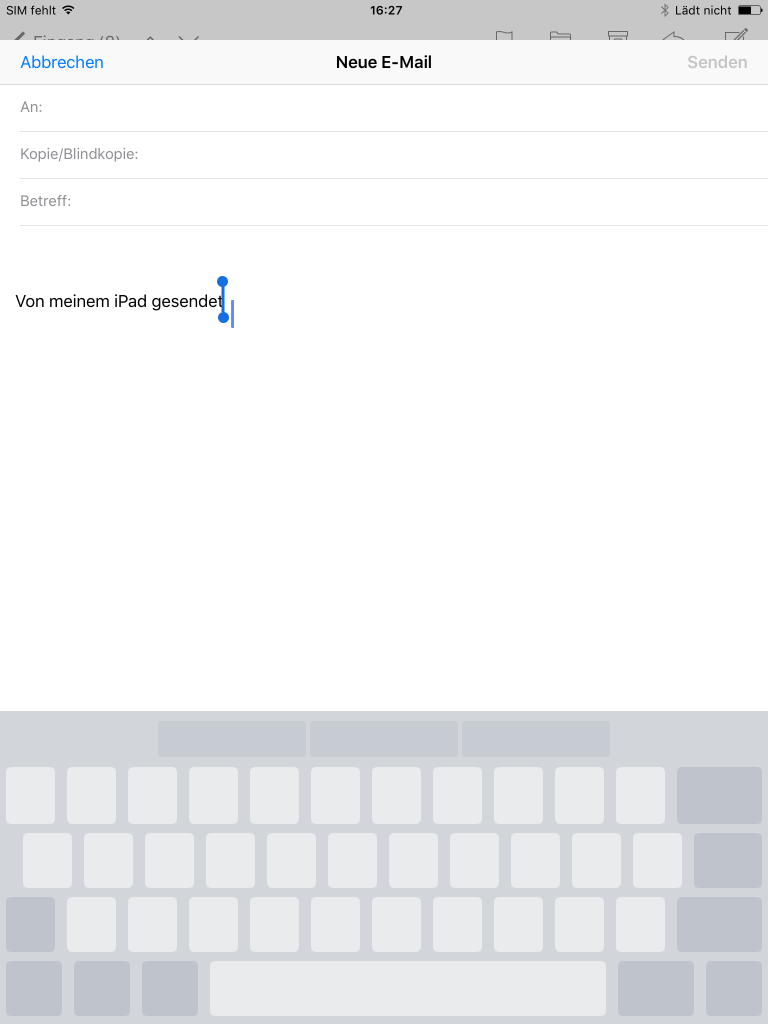 [17/09/2015] Wenn Sie mit zwei Fingern gleichzeitig und nebeneinander auf die Tastatur greifen, verwandelt sich der Eingabebereich in ein Trackpad.