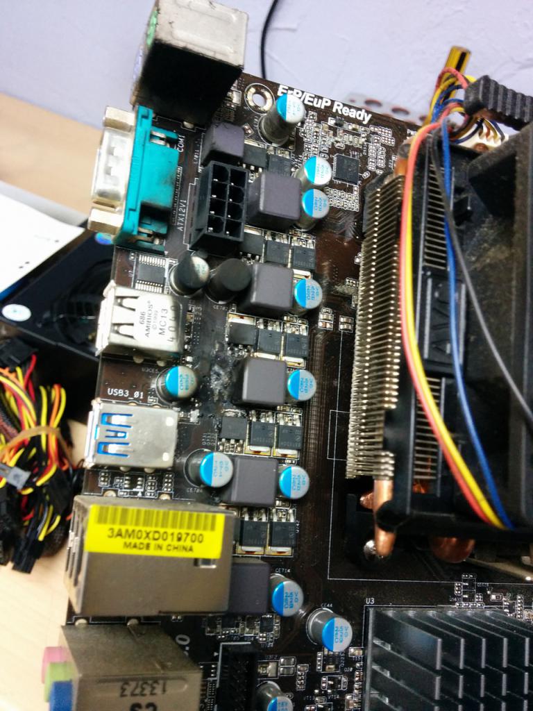 [30/10/2015] Update vom 1.11.2015 mit neuen Mainboard-Bildern (6)