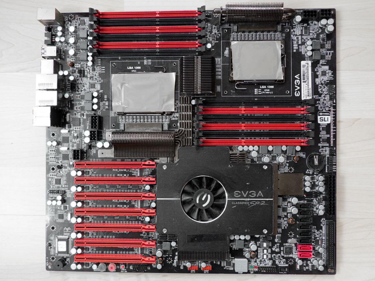 [30/10/2015] Update vom 1.11.2015 mit neuen Mainboard-Bildern (2)