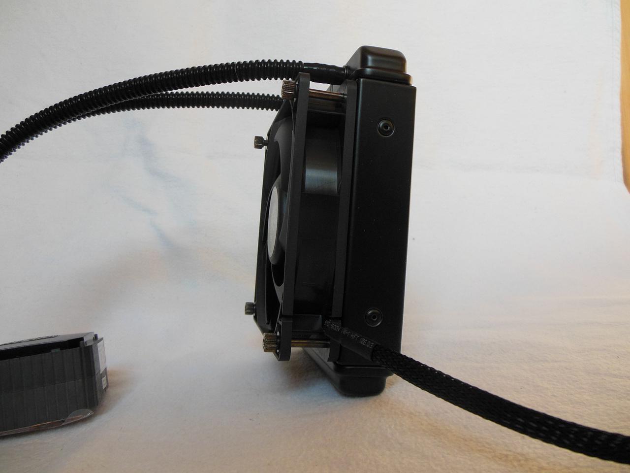 [27/10/2015] Cooler Master Seidon 120V V2 (5)