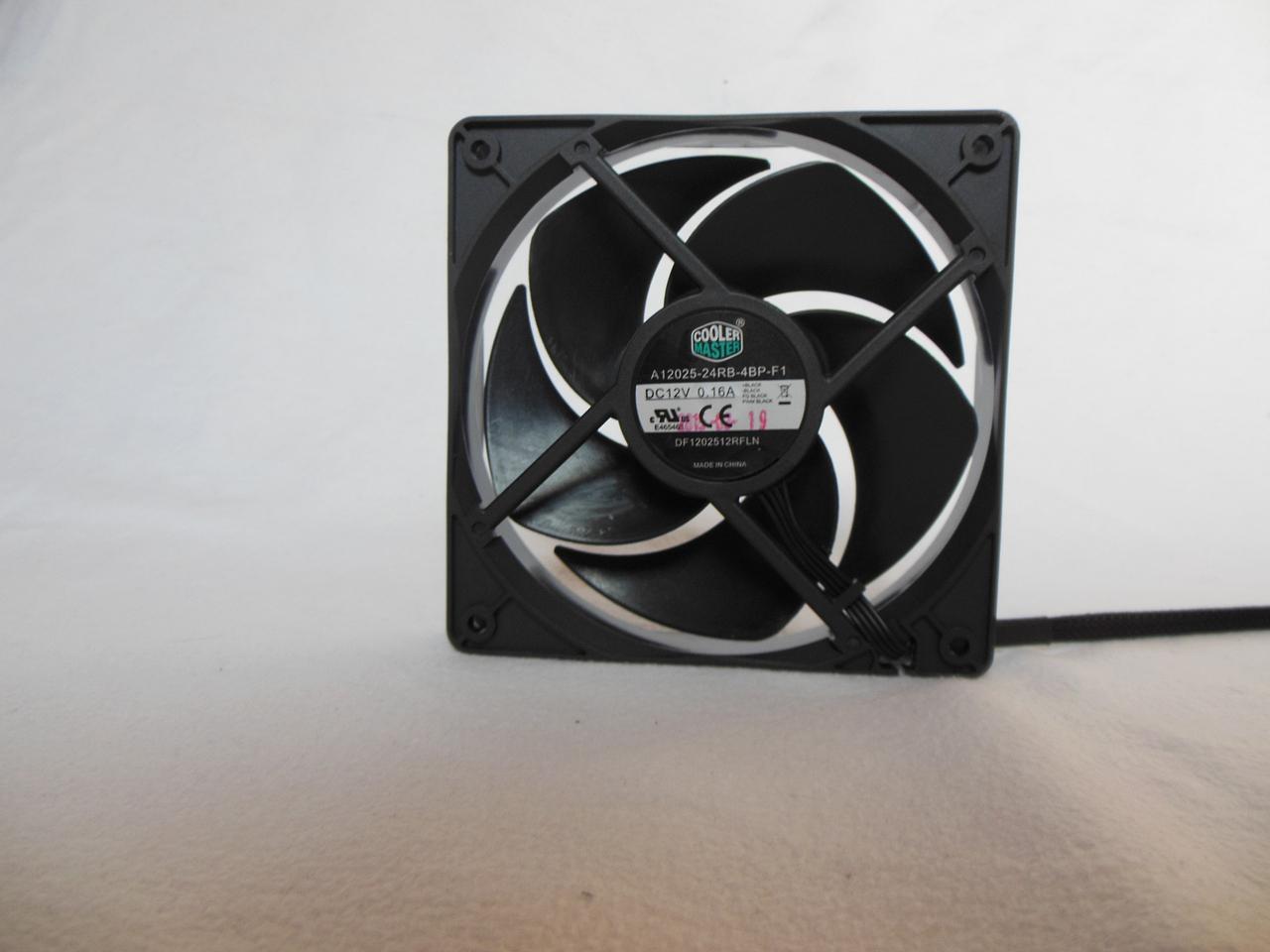 [27/10/2015] Cooler Master Seidon 120V V2 (8)