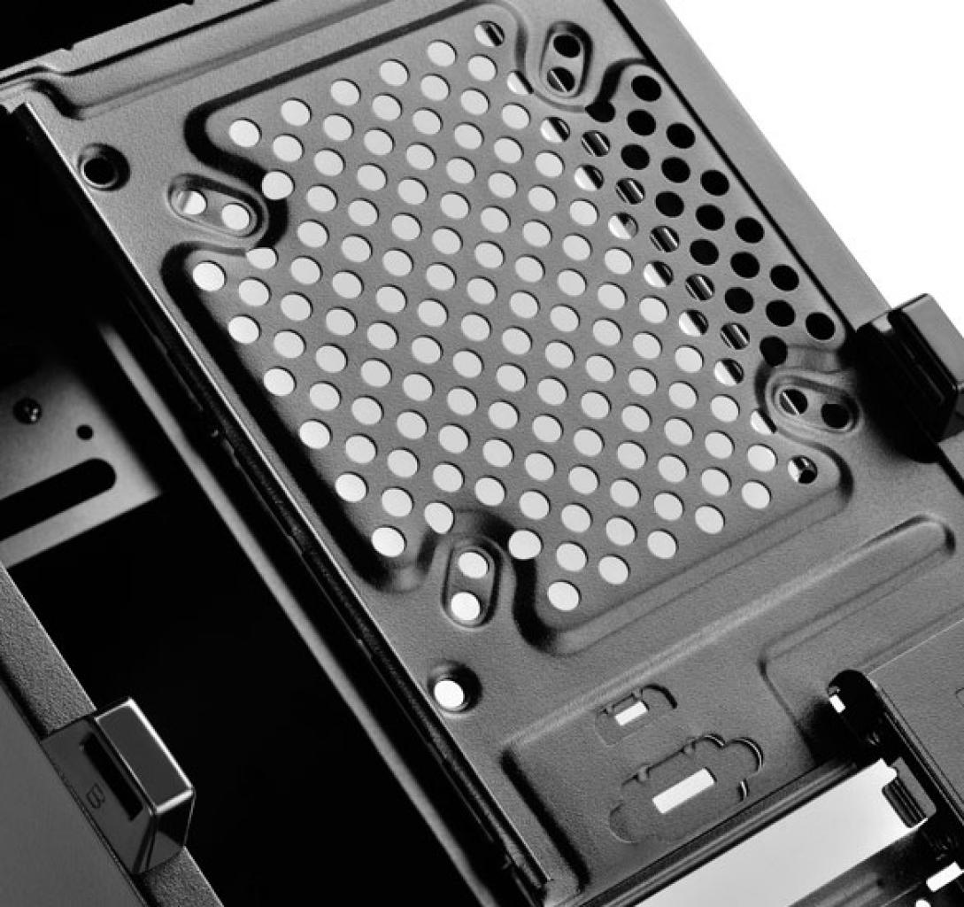 [21/10/2015] Silverstone Raven RVX01: Günstigeres RV01 vorgestellt (11)
