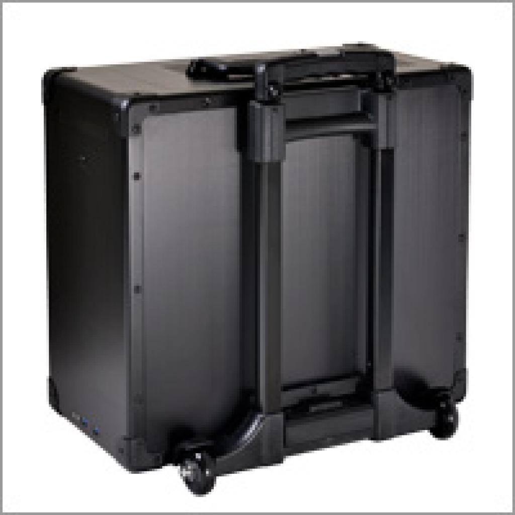 [05/10/2015] Lian Li PC-TU300: Premium-Gehäuse zum Mitnehmen (5)