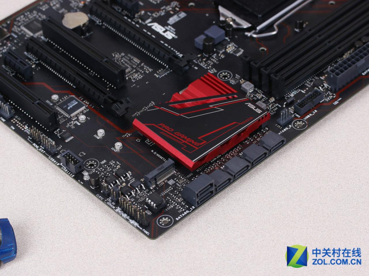Xeon E3-1230 v5 für Desktop-Nutzer: Asus und Gigabyte mit C232-Gaming-Mainboards (3)