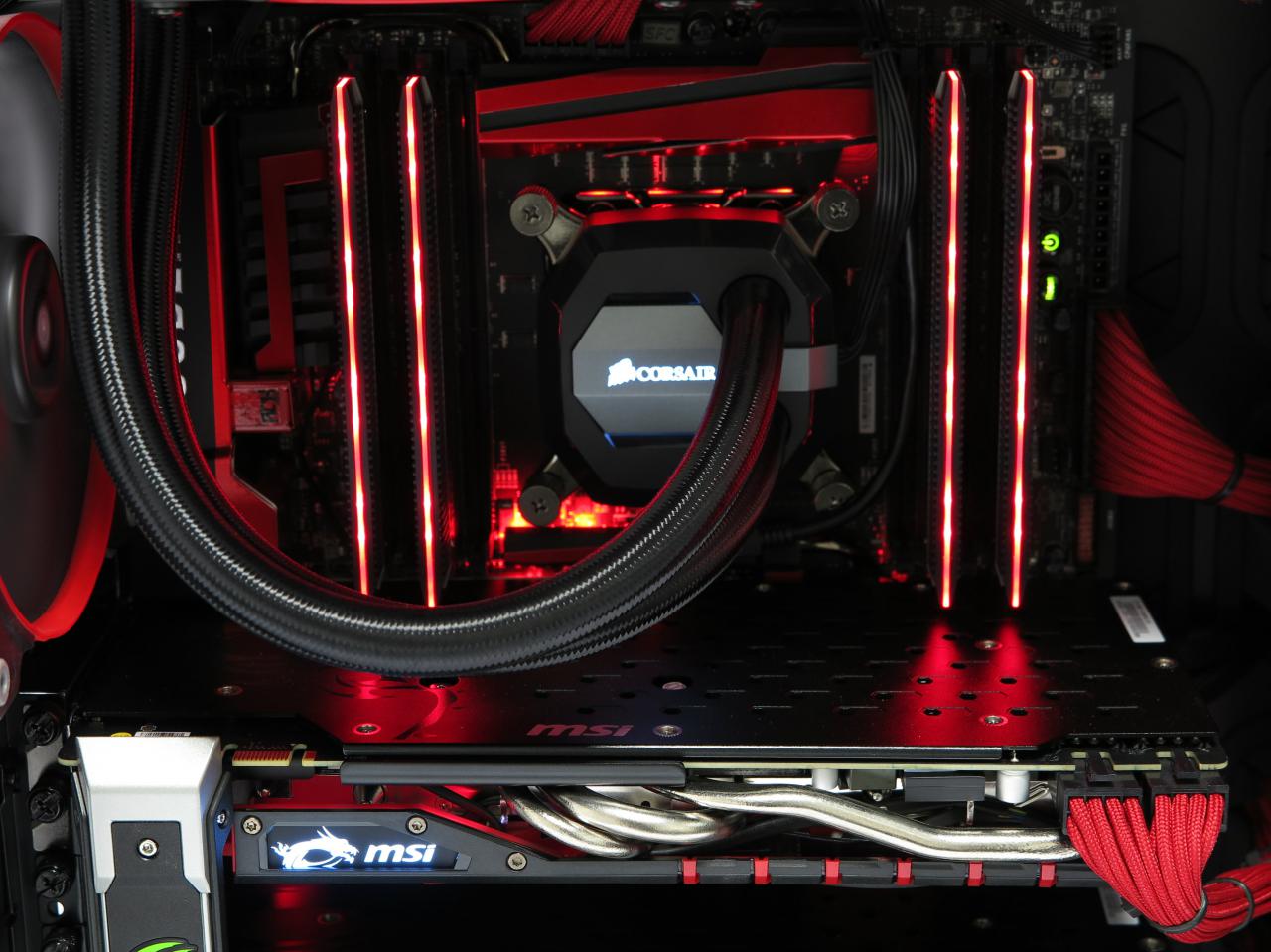 [26/11/2015] Mifcom Battlebox MSI Godlike Edition: Corsair H100i GTX sorgt für Kühlung