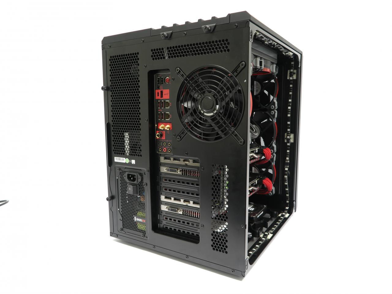 [26/11/2015] Mifcom Battlebox MSI Godlike Edition: Fast 20 Kilo Kampfgewicht