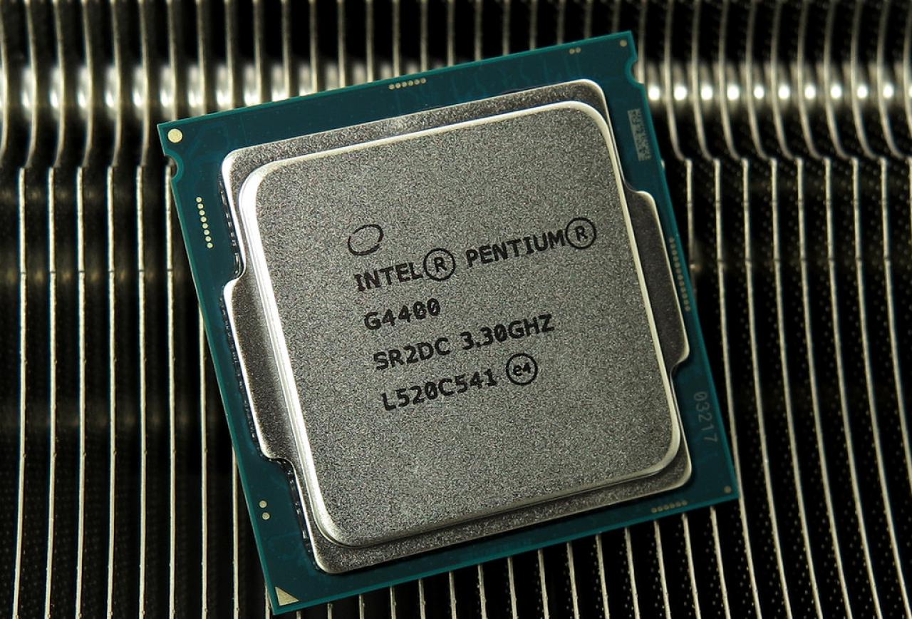 [27/11/2015] Intel Pentium G4400 auf Kuehler2