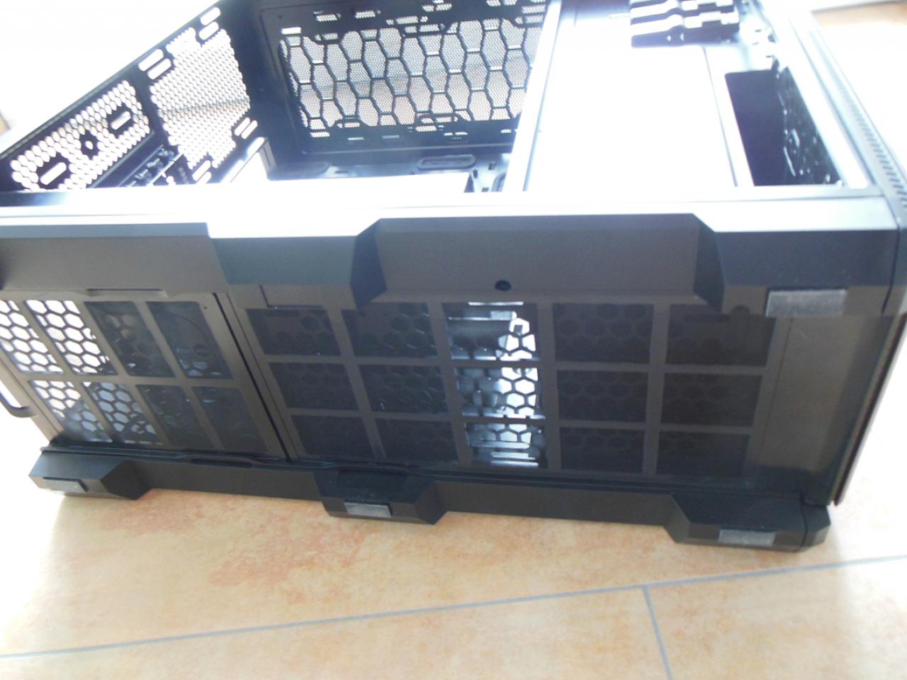 [23/11/2015] Phanteks Enthoo Pro (2)