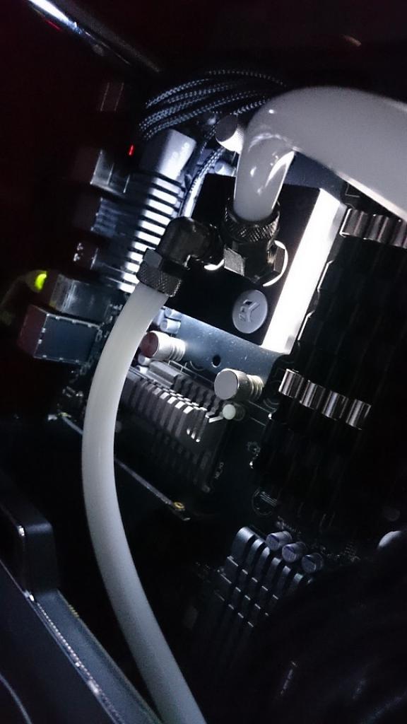 [06/11/2015] Update vom 08.11.2015 mit neuen Wakü-Setups aus dem PCGHX-Forum (45)