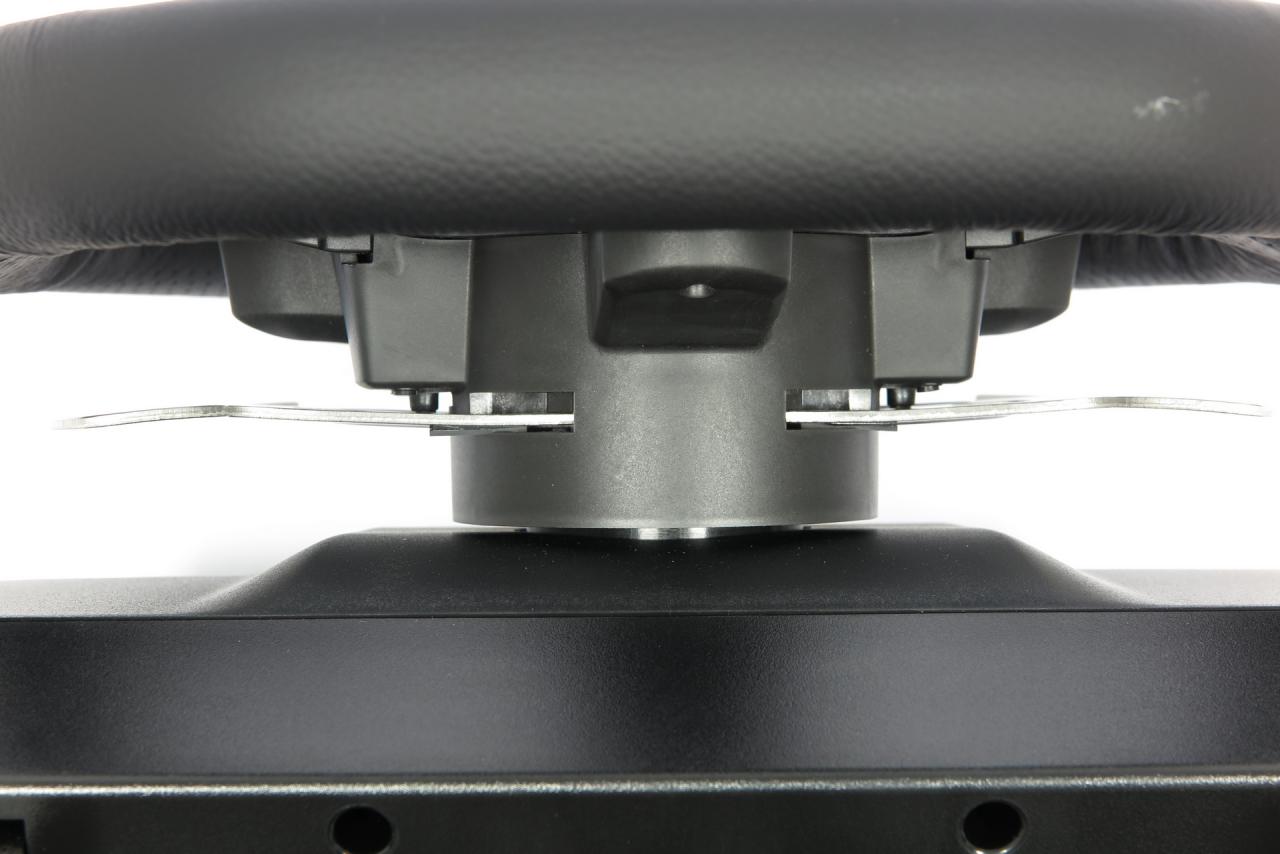 [10/12/2015] Logitech G920 Driving Force: ein würdiger Nachfolger des G27? (8)