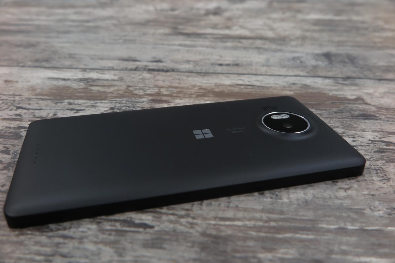 [04/12/2015] Windows 10 Mobile sterbe in seiner jetzigen Form: Fokus auf x86