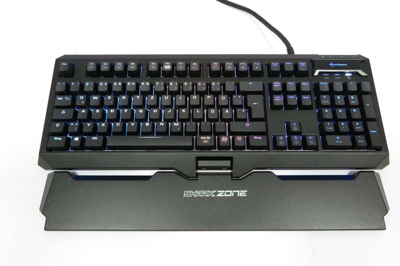 [17/12/2015] Shark Zone MK80 RGB: Sharkoons Mechanik-Debütant getestet (3)