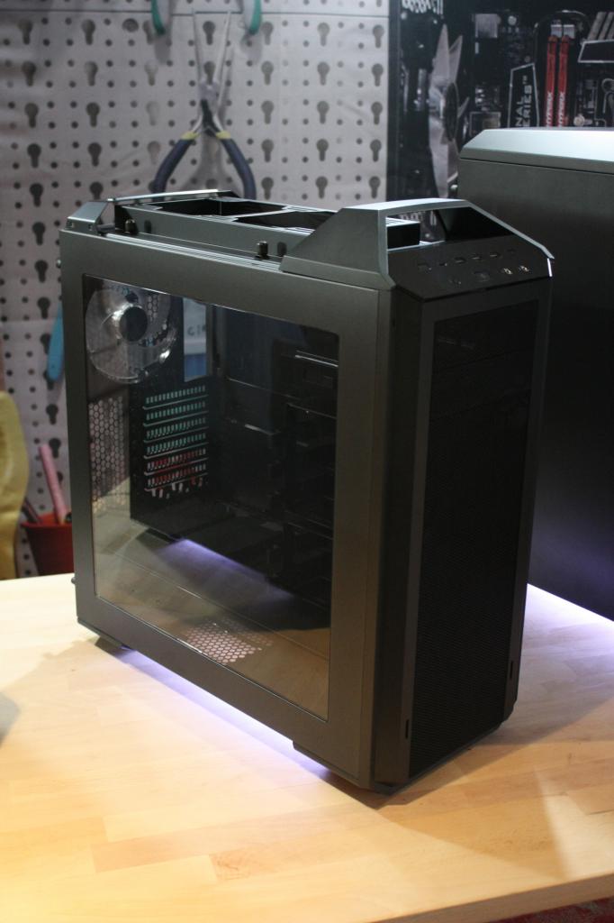 [12/01/2016] Cooler Master auf der CES (1)