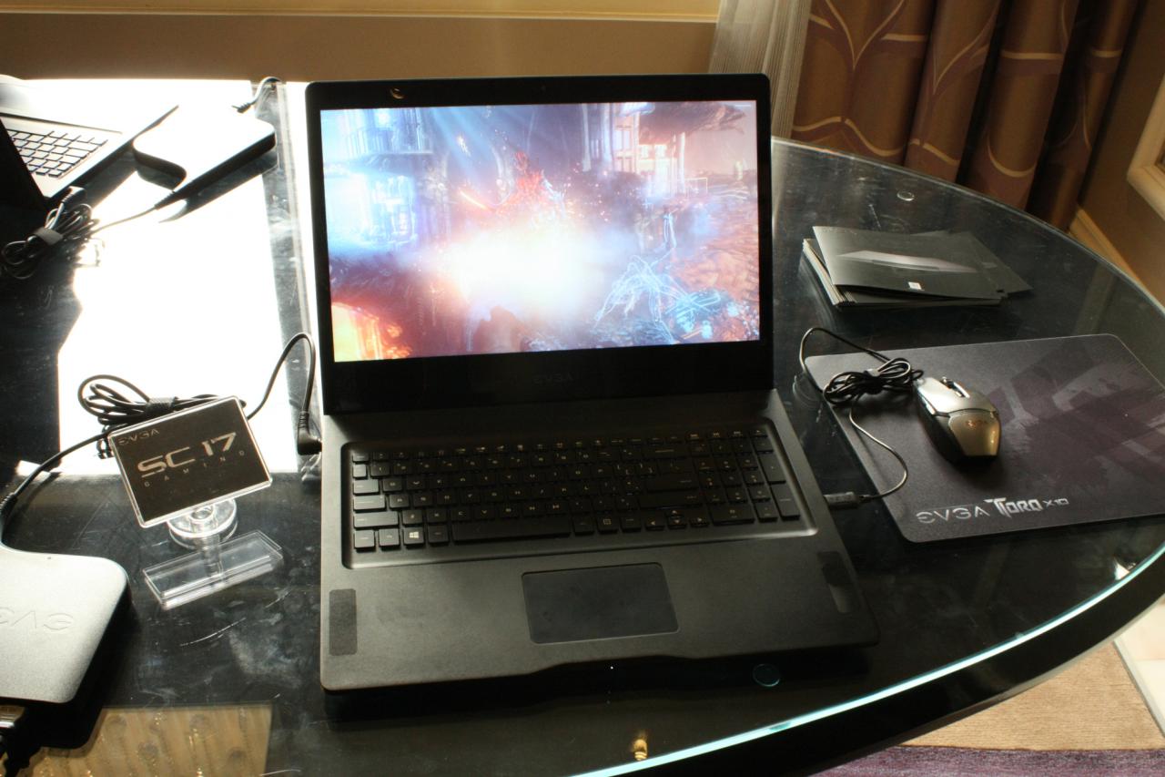 [07/01/2016] EVGA SC17 Notebook (2)