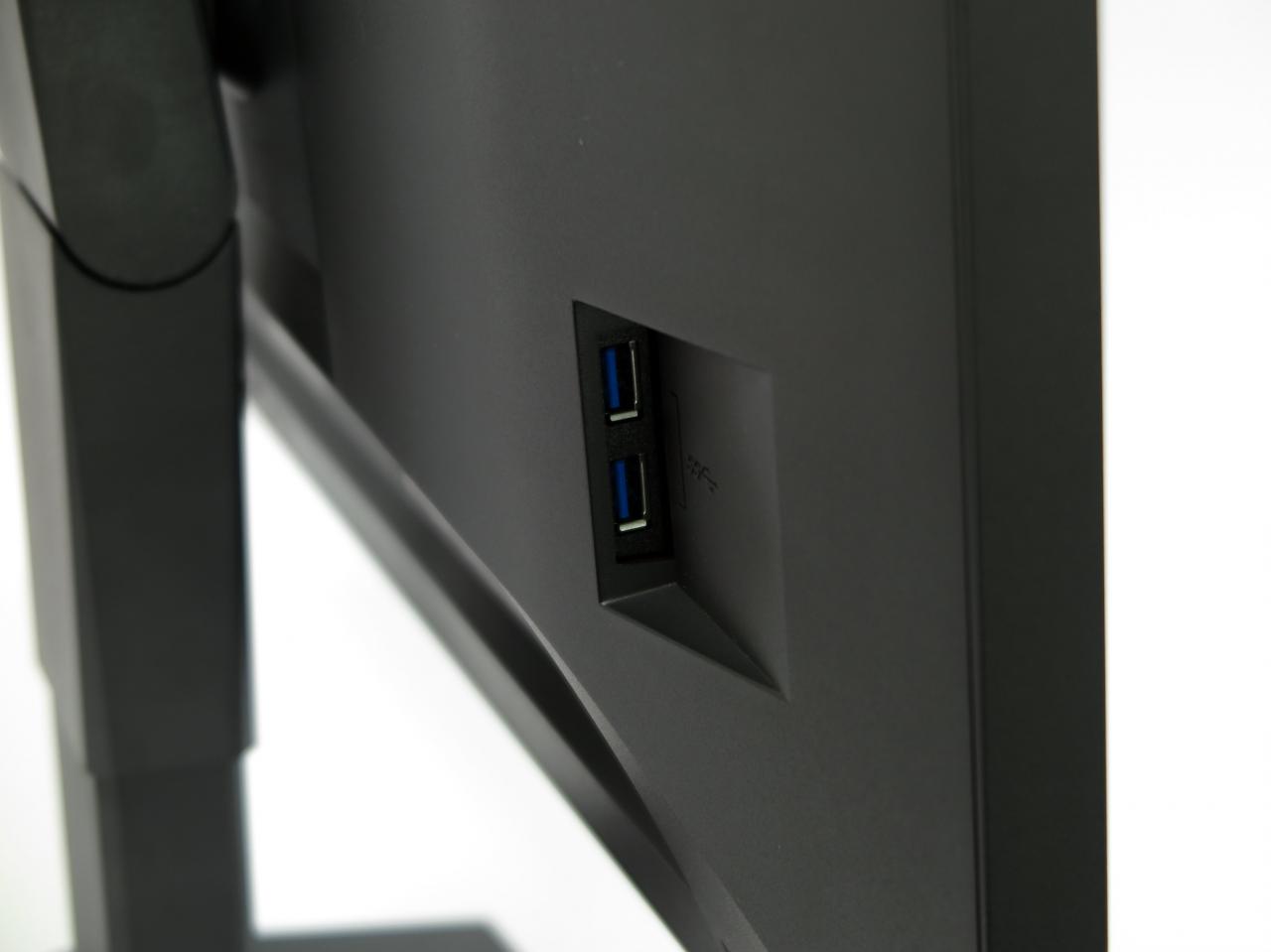 [12/01/2016] Eizo Foris FS2735: Seitlicher USB-Hub