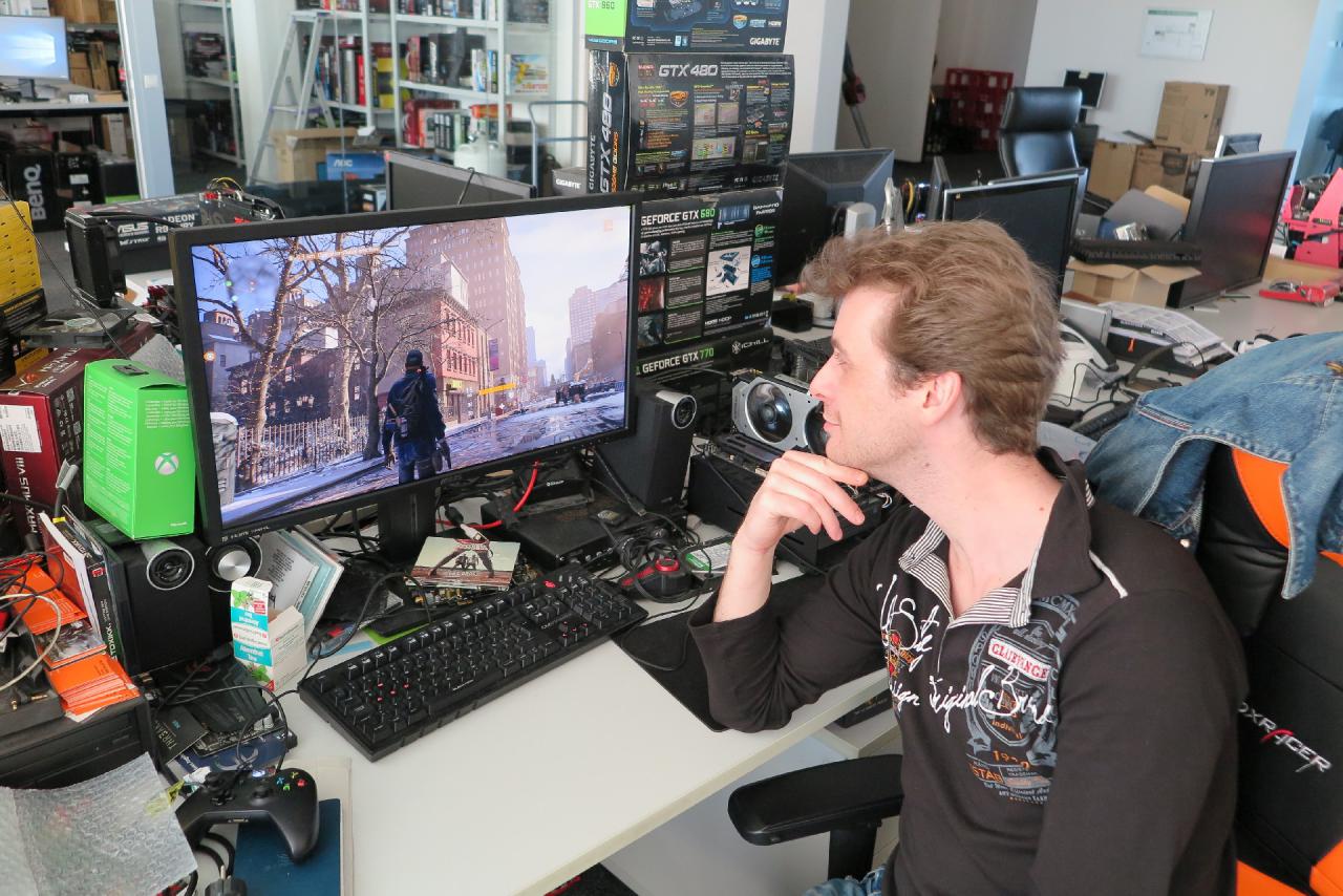 [29/01/2016] Die Beta von The Division war einer der wichtigen Spiele-Releases diese Woche. Während das Spiel bei Phil wegen seltener Abstürze für erstaunlich wenige laut ausgerufene Unmutsbekundungen sorgte und er voll in der UHD-aufgelösten Pixelwelt versinken konnte ...