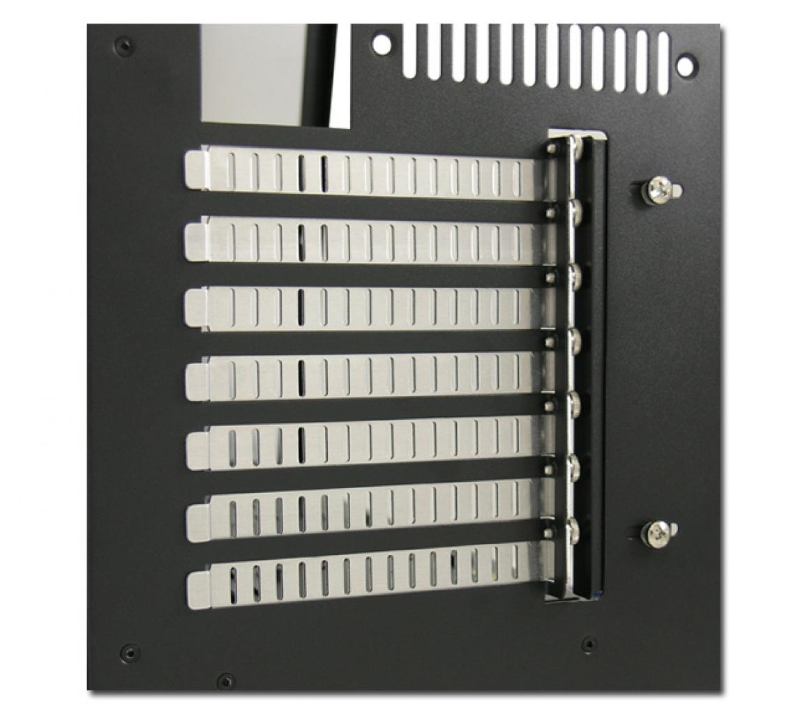 [27/01/2016] LC-Power Gaming 981S: Oberklasse-Gehäuse aus Aluminium und Acryl (14)