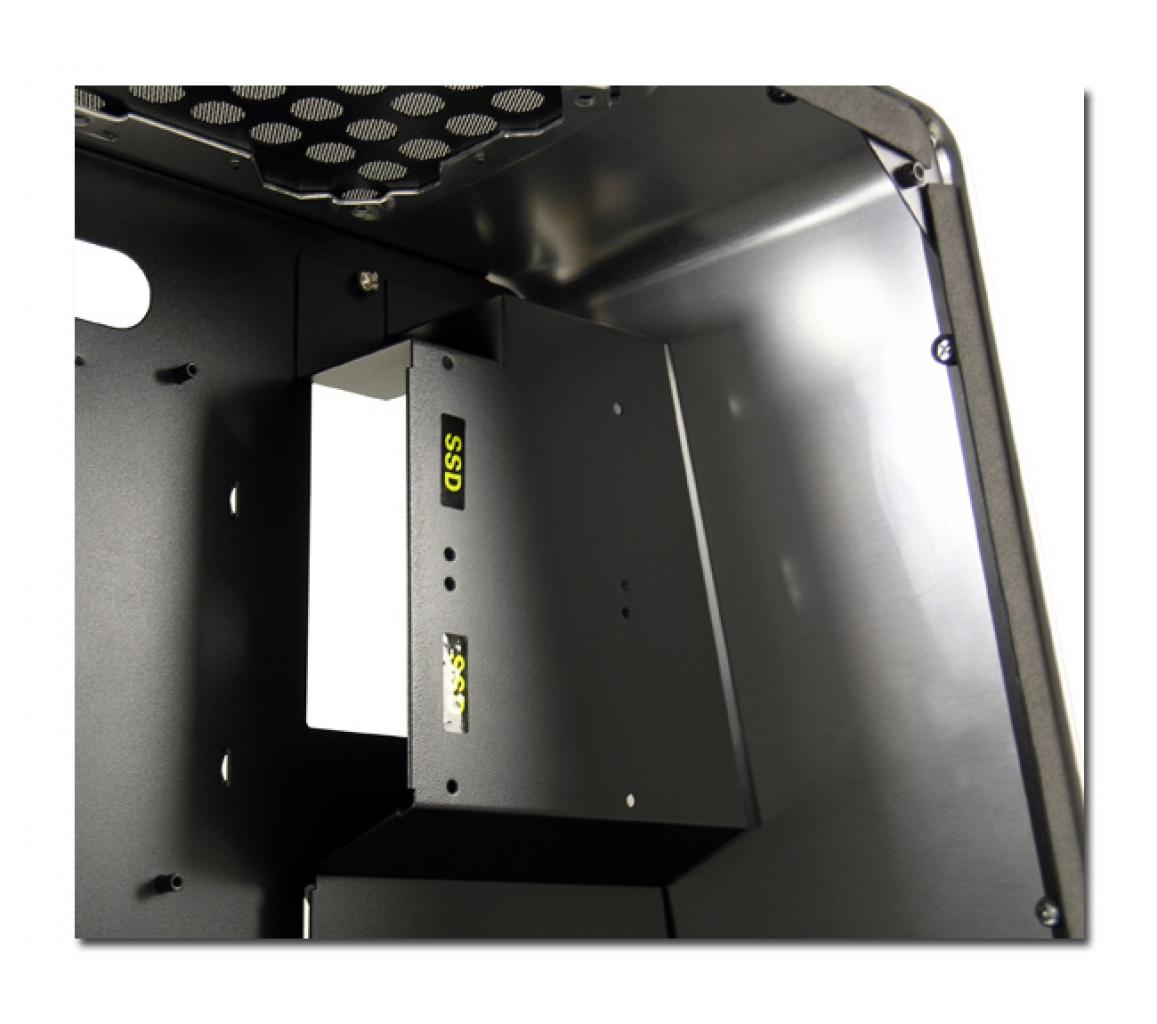 [27/01/2016] LC-Power Gaming 981S: Oberklasse-Gehäuse aus Aluminium und Acryl (18)