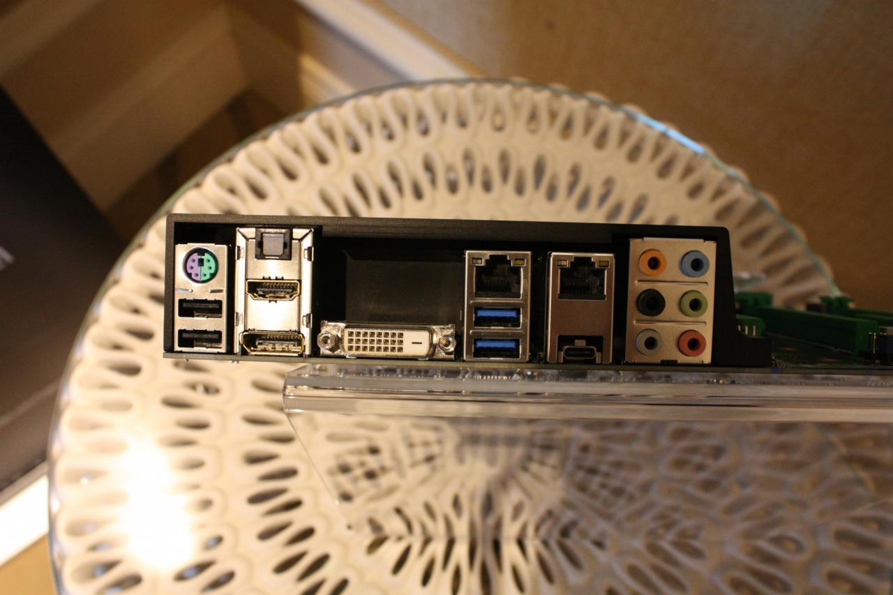 [08/01/2016] CES 2016: Neues Overclocking-Mainboard von Supermicro mit High-End-Ambitionen (3)