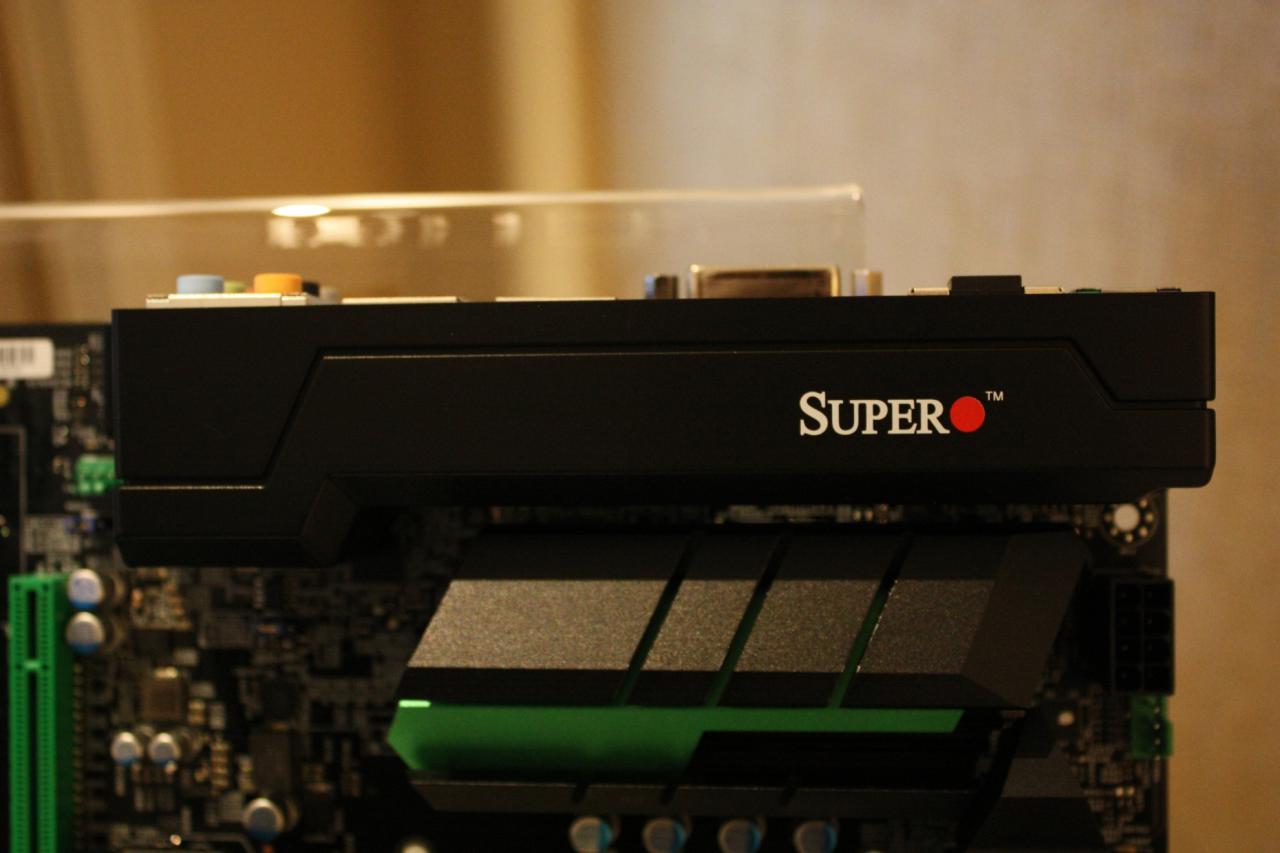 [08/01/2016] CES 2016: Neues Overclocking-Mainboard von Supermicro mit High-End-Ambitionen (5)