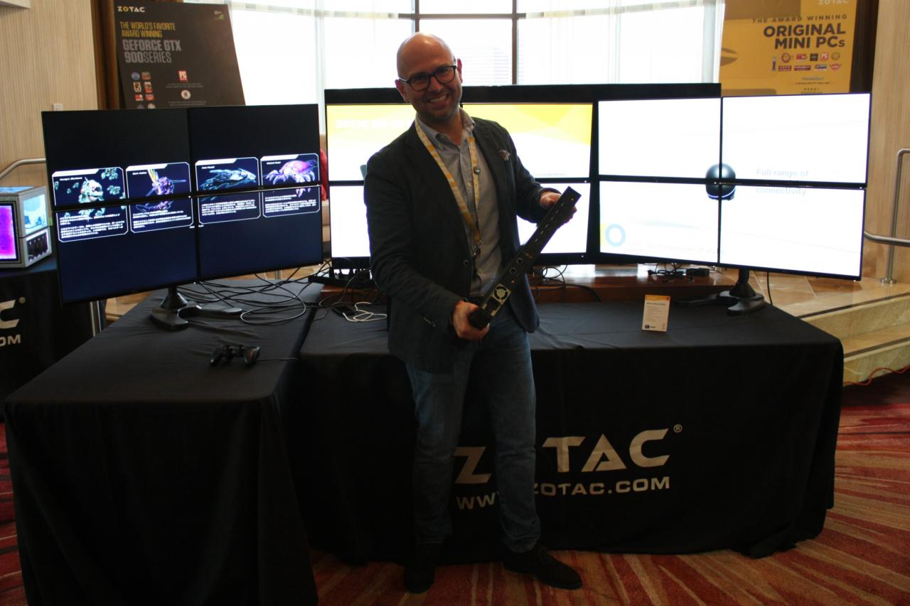 [08/01/2016] Zotac 12 Displays 002 mit Maciej