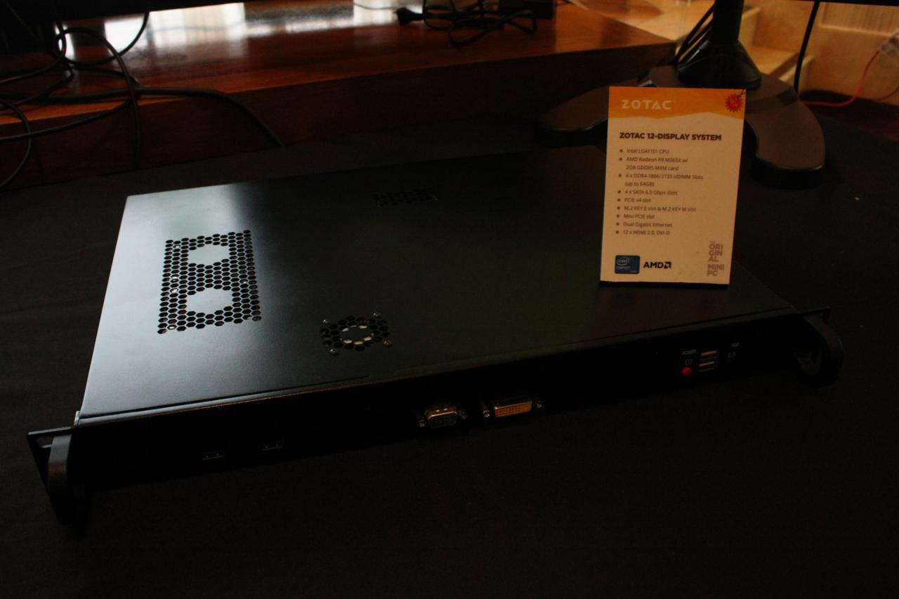 [08/01/2016] Zotac 12 Displays 003