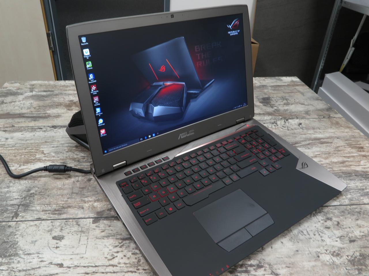 [26/02/2016] Asus GX700 im Betrieb