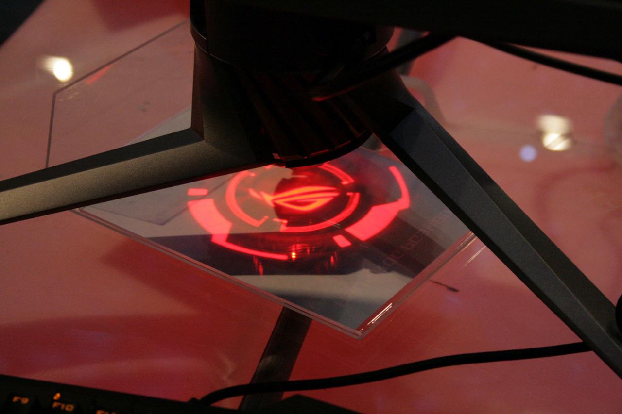 [02/02/2016] Asus ROG Swift PG348Q: Für 1.299 Euro in den Startlöchern (1)