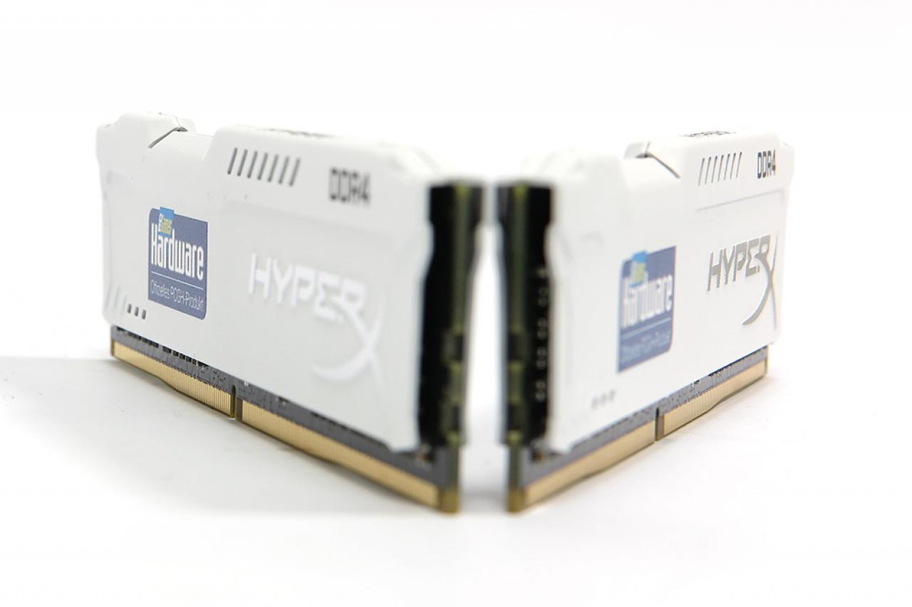 [19/02/2016] HyperX 16 GB DDR4-2666-Kit PCGH-Edition (15)