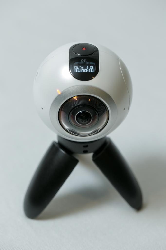 [22/02/2016] Samsung Gear 360 von der MWC 2016 (12)