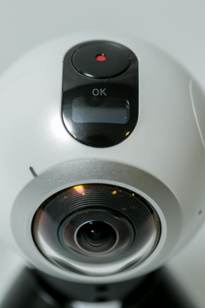 [22/02/2016] Samsung Gear 360 von der MWC 2016 (23)